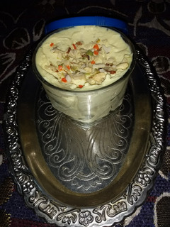 केसर श्रीखंड (kesar shrikhand recipe in Hindi) रेसिपी मुख्य फोटो