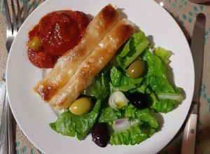 Une photo de Börek turc a la pommes de terre fromage persil 🍴