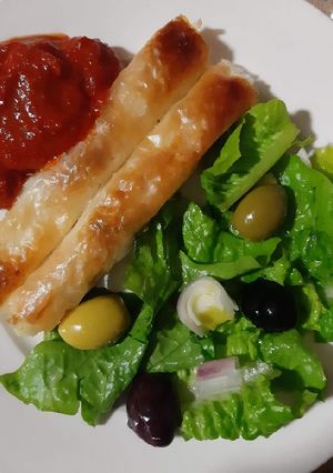 Une photo de Börek turc a la pommes de terre fromage persil 🍴