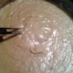 A picture of pork rib gravy.