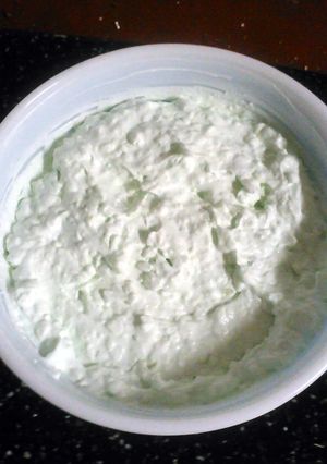 A picture of Green Stuff (or Pistachio Dessert).