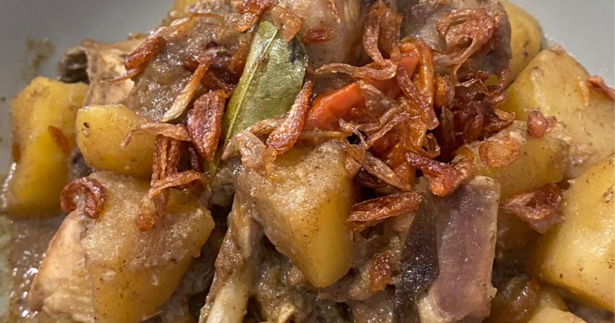Opor Ayam (Bumbu Instant : Racik)