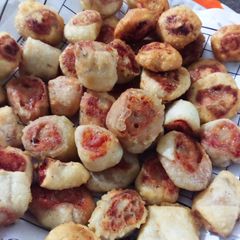 A picture of Potato pinwheels🥔.