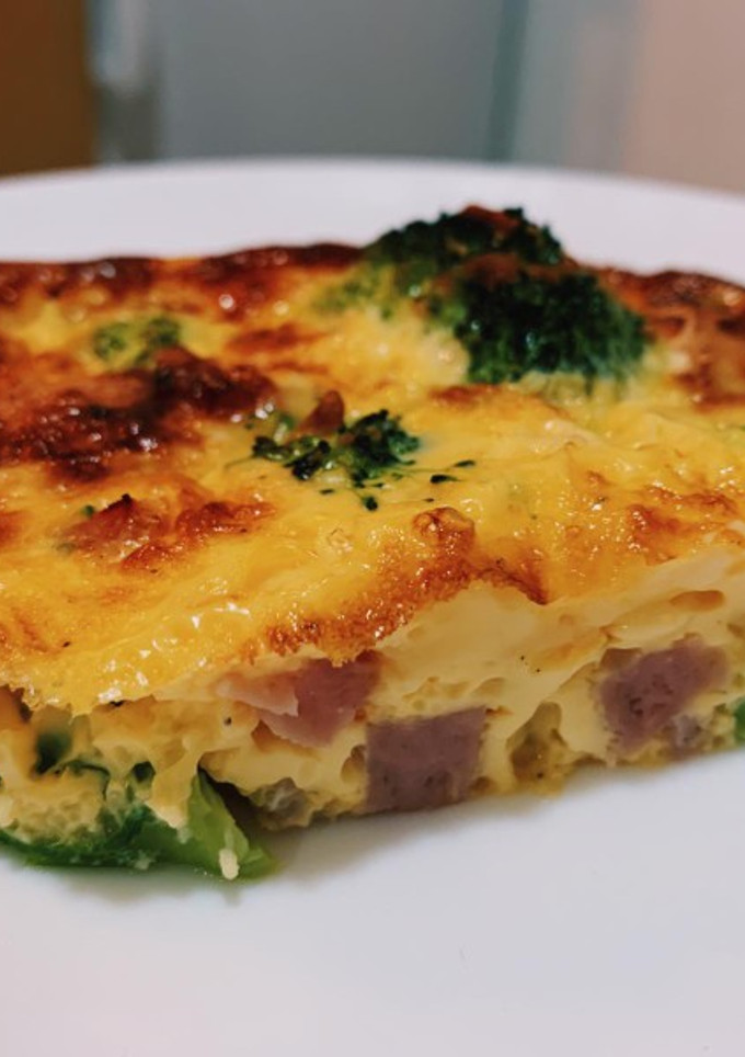 Una foto de Pastel de brócoli