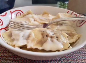 Une photo de Ravioli à la crème de parmesan