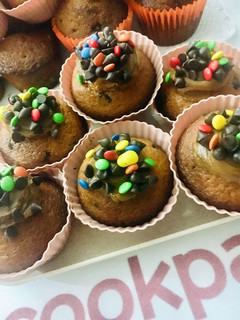 Una foto de 🧁MUFFINS🧁DE DULCE DE LECHE 💯🤩😋 by @gloria❤️