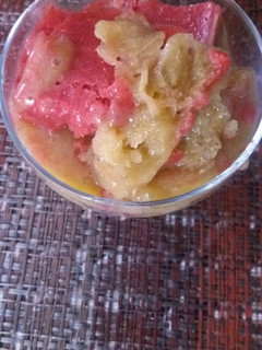 Una foto de Banana y frutilla helada, ideal para días calurosos