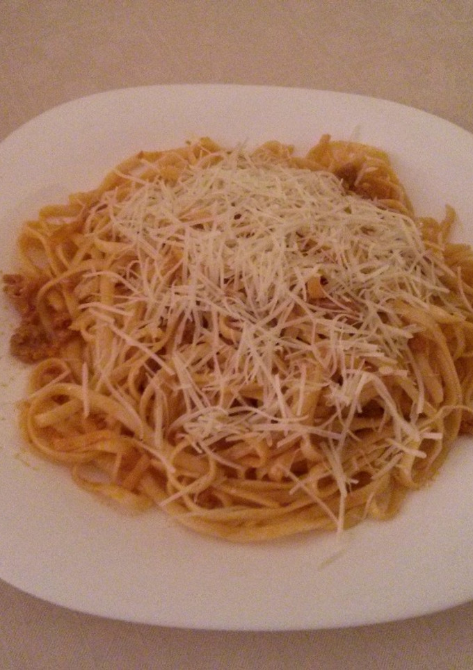 Una foto de 🍝 Pasta tallarines a la boloñesa
