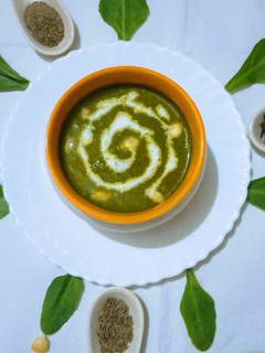 पालक कॉर्न सूप (Palak corn soup recipe in Hindi) रेसिपी मुख्य फोटो