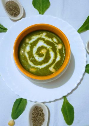 पालक कॉर्न सूप (Palak corn soup recipe in Hindi) रेसिपी मुख्य फोटो