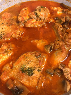 Una foto de Pollo a la cacerola