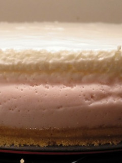 Una foto de Tarta duo fresa y yogur sin gluten