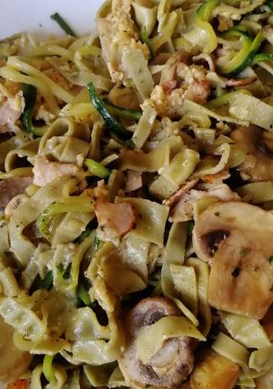 Una foto de Pasta a la carbonara low carb