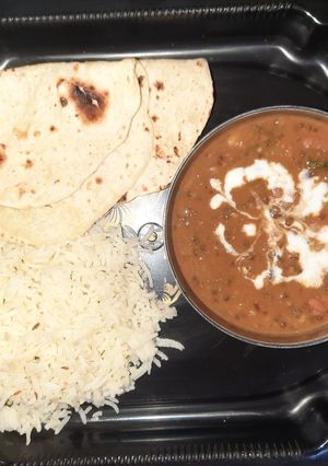 A picture of Dal makhani.