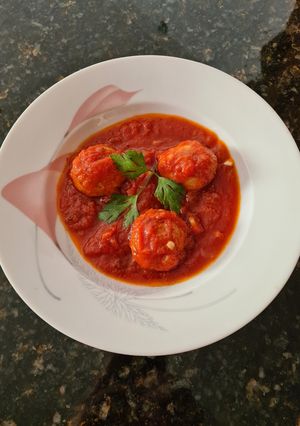 Foto principal de 49. Albóndigas de cerdo con tomate