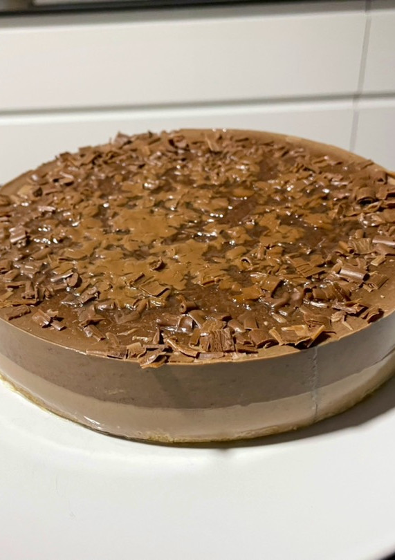 Una foto de Tarta dos chocolates fría sin horno