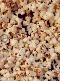 A picture of Homade popcorn.