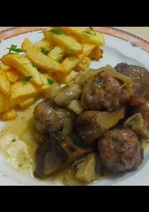 Foto principal de Albóndigas con níscalos - robellones