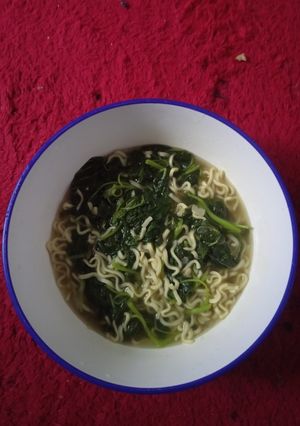 Foto resep Bening bayam mie telor