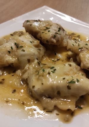 Una foto de Kokotxas de bacalao en salsa verde
