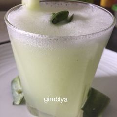 A picture of Cucumber energizing drink.