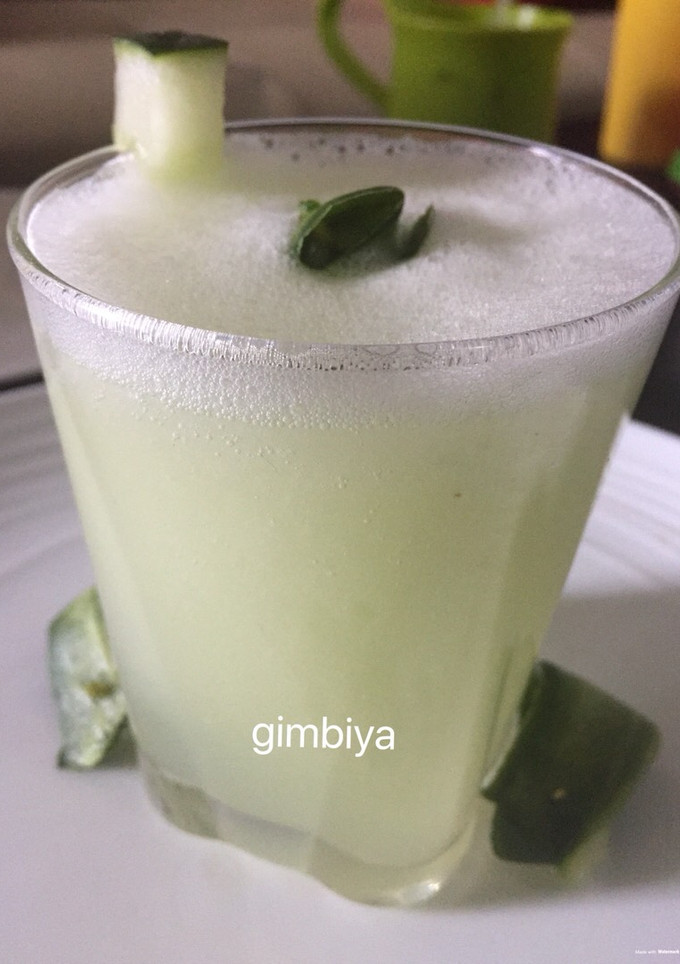 A picture of Cucumber energizing drink.