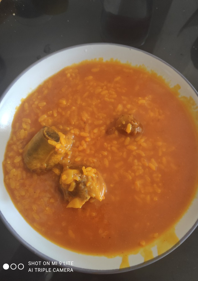 Una foto de Arroz caldoso con costilla