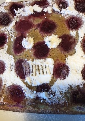 Une photo de Gâteau « démoniaque » aux pêches de vigne
