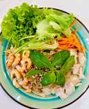 Phở sắn trộn tôm thịt