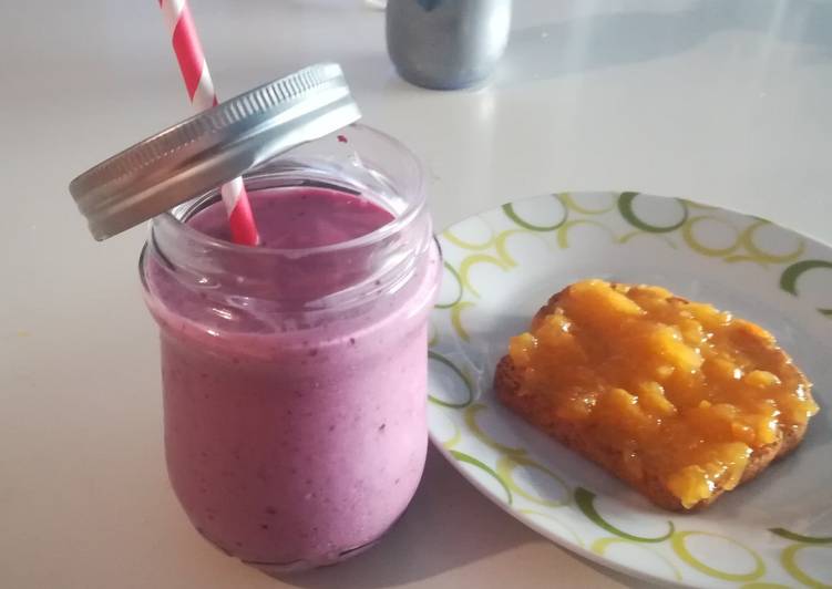 Smoothie saludable de frutos rojos🍒🍓