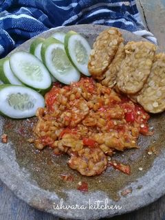 Foto resep Tempe penyet sambel bawang