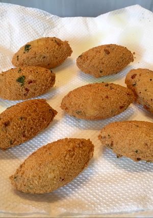Foto resep Perkedel Tahu Praktis