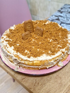 Una foto de Tarta de lotus y bizcocho