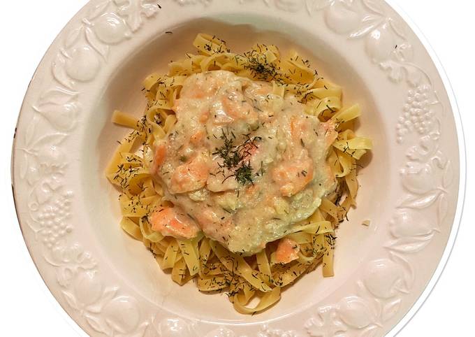 Pâtes à la truite fumée et au céleri de Goût Saveur Santé - Cookpad