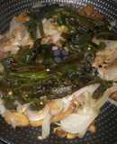 Espinacas, rajas y champiñones