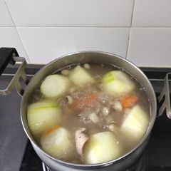 A picture of Hairy Gourd Soup.