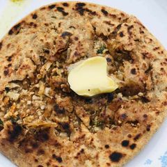 A picture of Gobhi paratha.