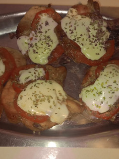 Una foto de ✨Costeletas de cerdo marinadas a la Pizza!!!