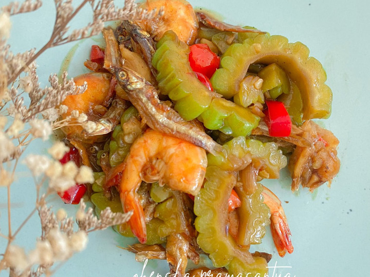 Bagaimana Membuat Tumis Pare Udang Teri, Sempurna