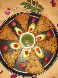 फलाहारी क्रिस्पी बाईट (Flahari Crispy bites recipe in Hindi) रेसिपी मुख्य फोटो