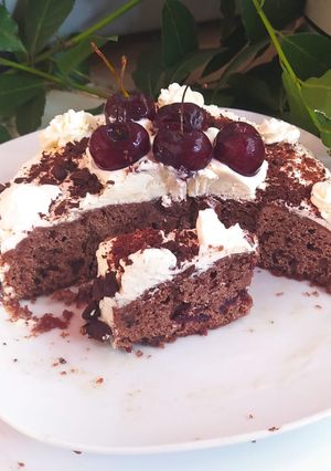 Una foto de Torta Simil Selva Negra