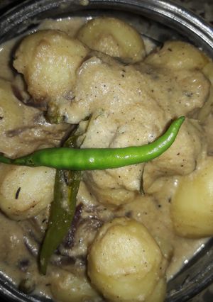 A picture of Potato Rezala.