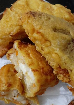 A picture of Cheesy bread scotch.