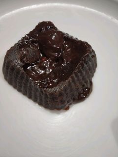 A picture of Lava cake.