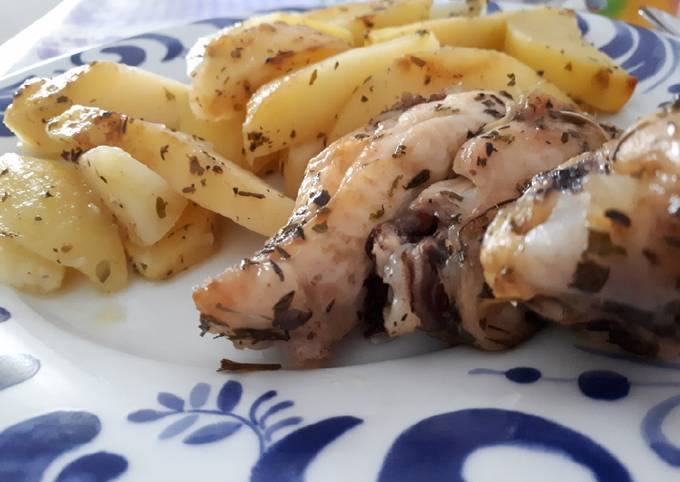 Alitas de pollo y patatas a las especias Receta de Lorena- Cookpad