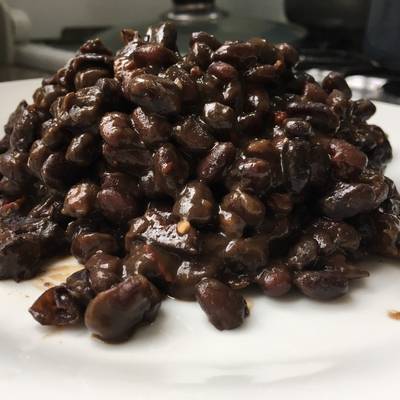 Frijoles negros/ Caraotas Venezolanas Receta de Manuela Casique- Cookpad