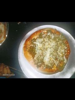 होममेड चीज़ पिज़्ज़ा (homemade cheese pizza recipe in Hindi) रेसिपी मुख्य फोटो