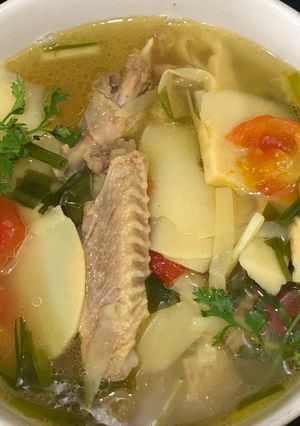 Hình của món Vịt nấu măng chua.