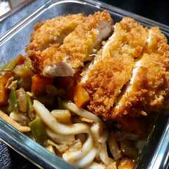 Chicken katsu curry udon রেসিপির প্রধান ছবি