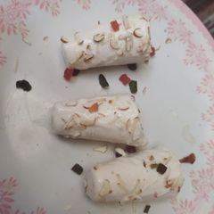 A picture of Super soft kulfi.